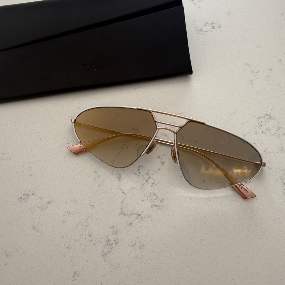 Dior Rose Gold Aviator Sunglasses - Picture 3 of 6
